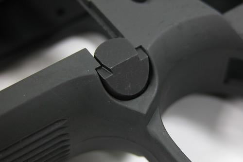 Guarder Steel Magazine Catch for Marui & KJ M9 / M92F ( BK )