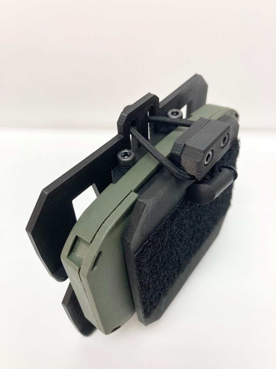 Hugger MOLLE Holder for TRI / PRC 152 KDU Keypad Display Unit ( Ver.2 )