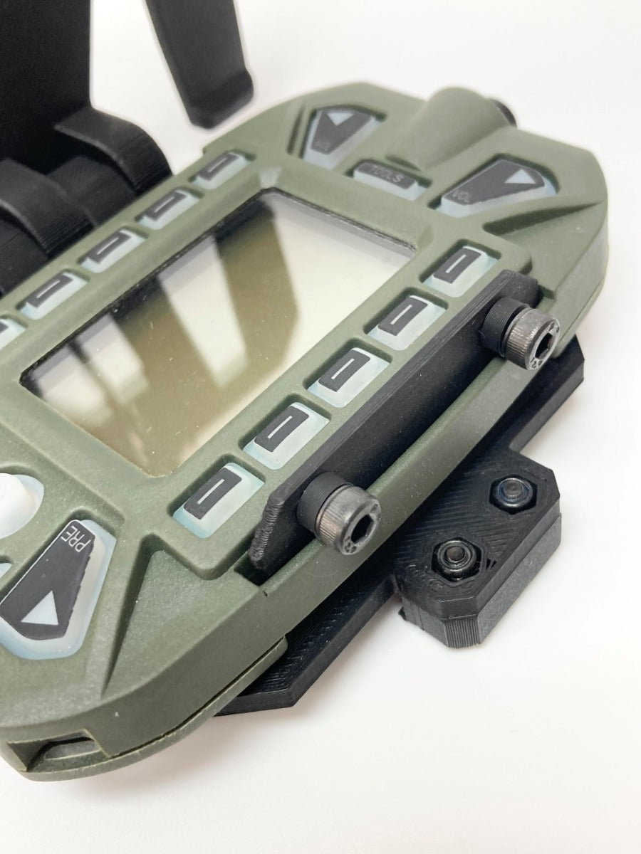 Hugger MOLLE Holder for TRI / PRC 152 KDU Keypad Display Unit ( Ver.2 )