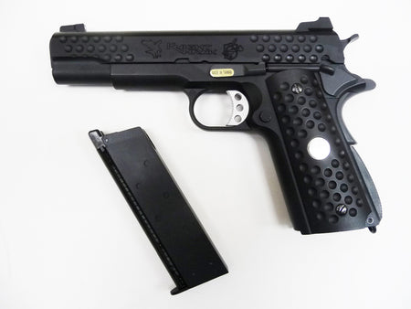 WE Knight Hawk M1911 Full Metal GBB Pistol (Silver / Black)