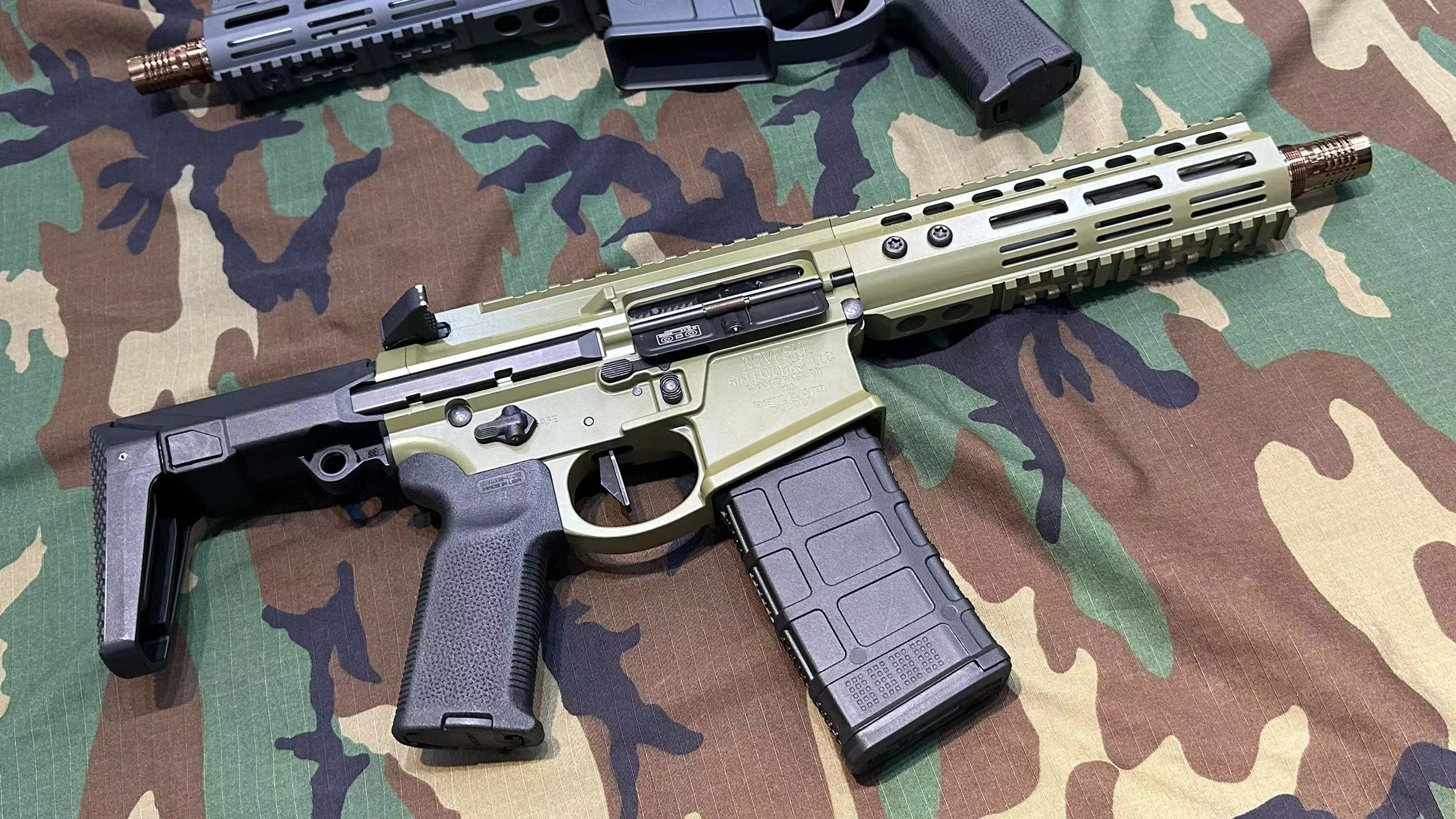 EMG Noveske Licensed 7.94” Gen 4 Ghetto Blaster Complete Build MWS GBBR Airsoft ( by DYTAC ) ( JKTG Custom Made ) ( Limited Edition ) Noveske Tiger Eye Brown