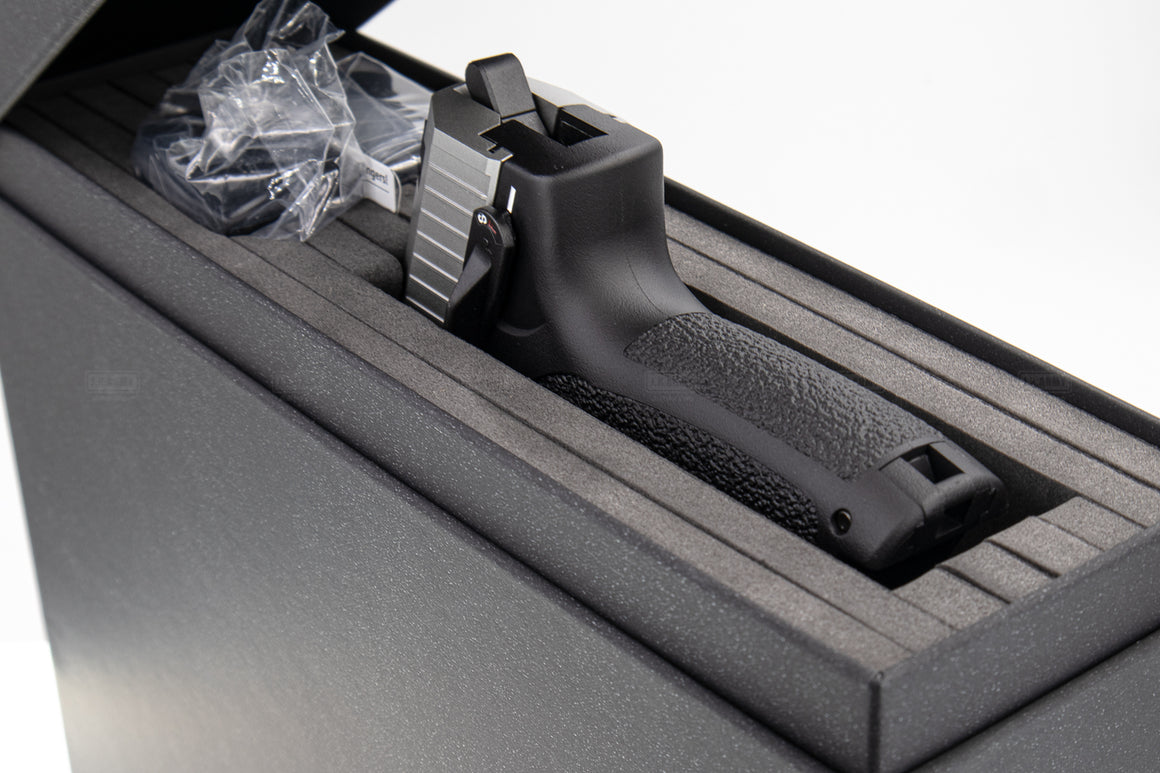 Tokyo Marui x Capcom Resident Evil RE: 4 SG-09 R limited Edition GBB Pistol Airsoft Limited Edition