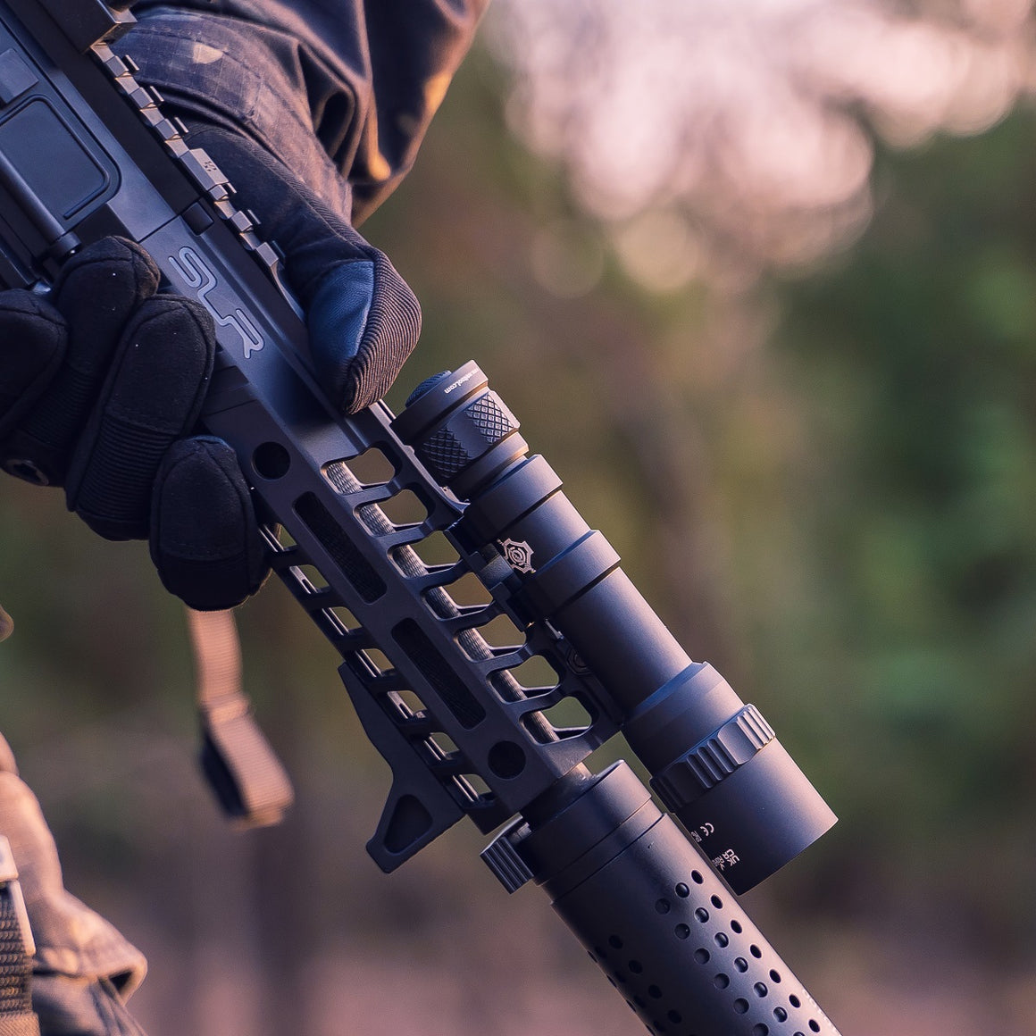 Weltool W65C High Lumen Metal Lancer Flashlight-Olive Drab