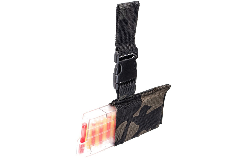 Wosport Tactical Fluorescent Glow Stick Distribution Box Elastic Pouch Set with Belt Attactment ( MCBK )